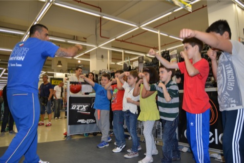 Entusiasmo per la Giornata di Boxe Competition a Porte di Roma