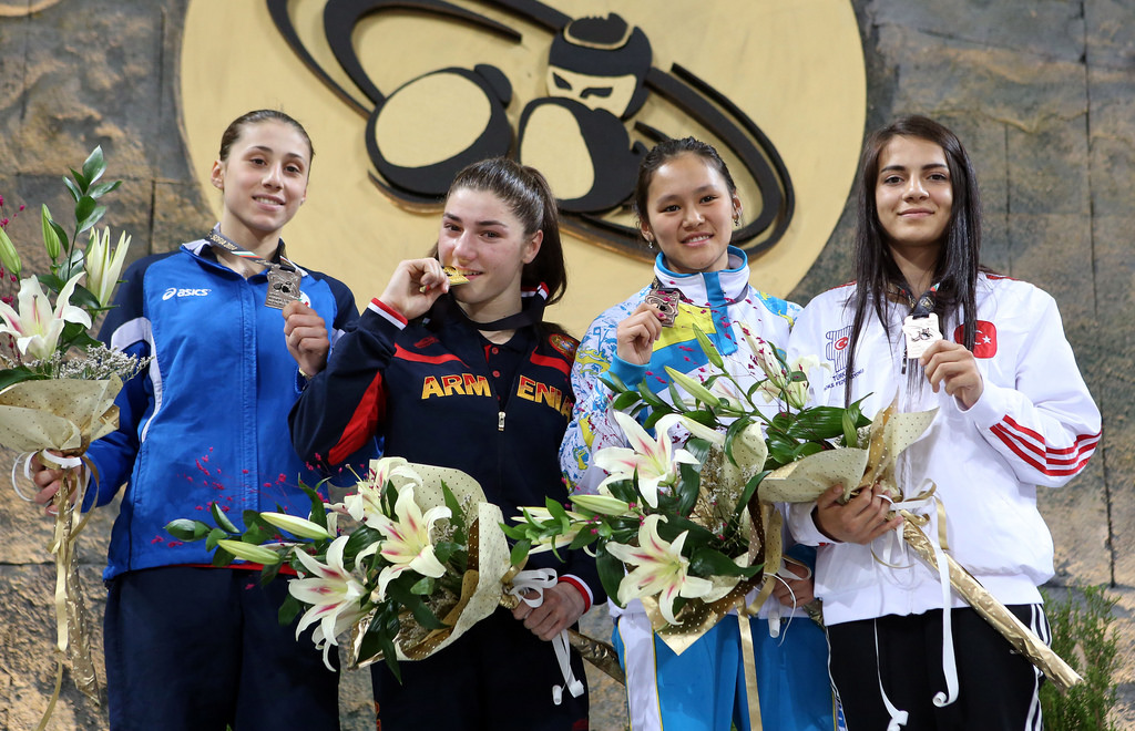 AIBA Youth World Boxing Championships Sofia 2014 FINAL DAY: La Testa è d'argento nei 51, l'Italia chiude con tre medaglie e 4 qualificati per le Olimpiadi Giovanili