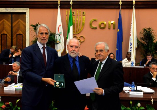 Il Presidente Brasca insignito dal CONI con la stella d'oro al merito sportivo.