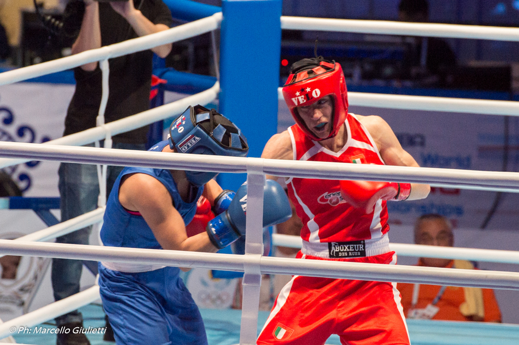 Mondiali Femminili 2016 - Calabrese e Davide vincono e vanno agli ottavi, oggi Mesiano (57kg) e Severin (81kg) sul ring - #itaboxing #noisiamoenergia #AIBAstana2016