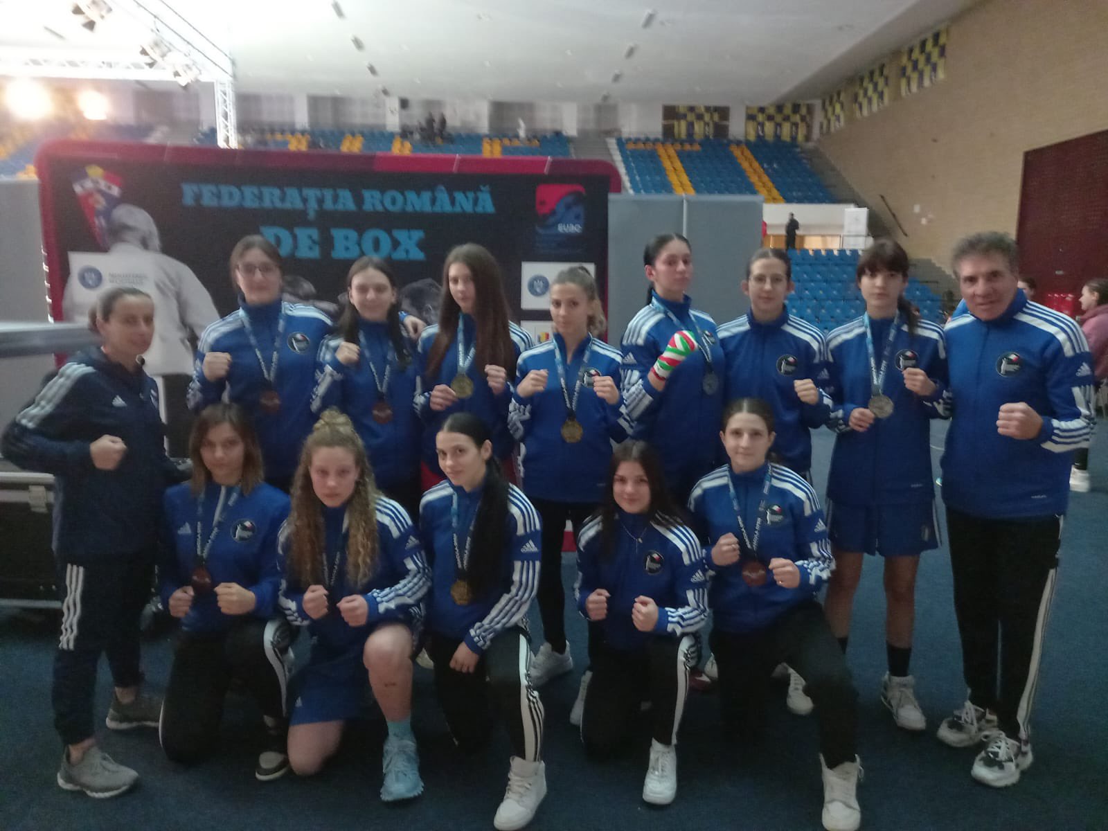 Dracula Open 2024 - 3 Ori, 3 Argenti e 5 Bronzi + Miglior Boxer Torneo Youth Femminile per l'Italia Boxing Team