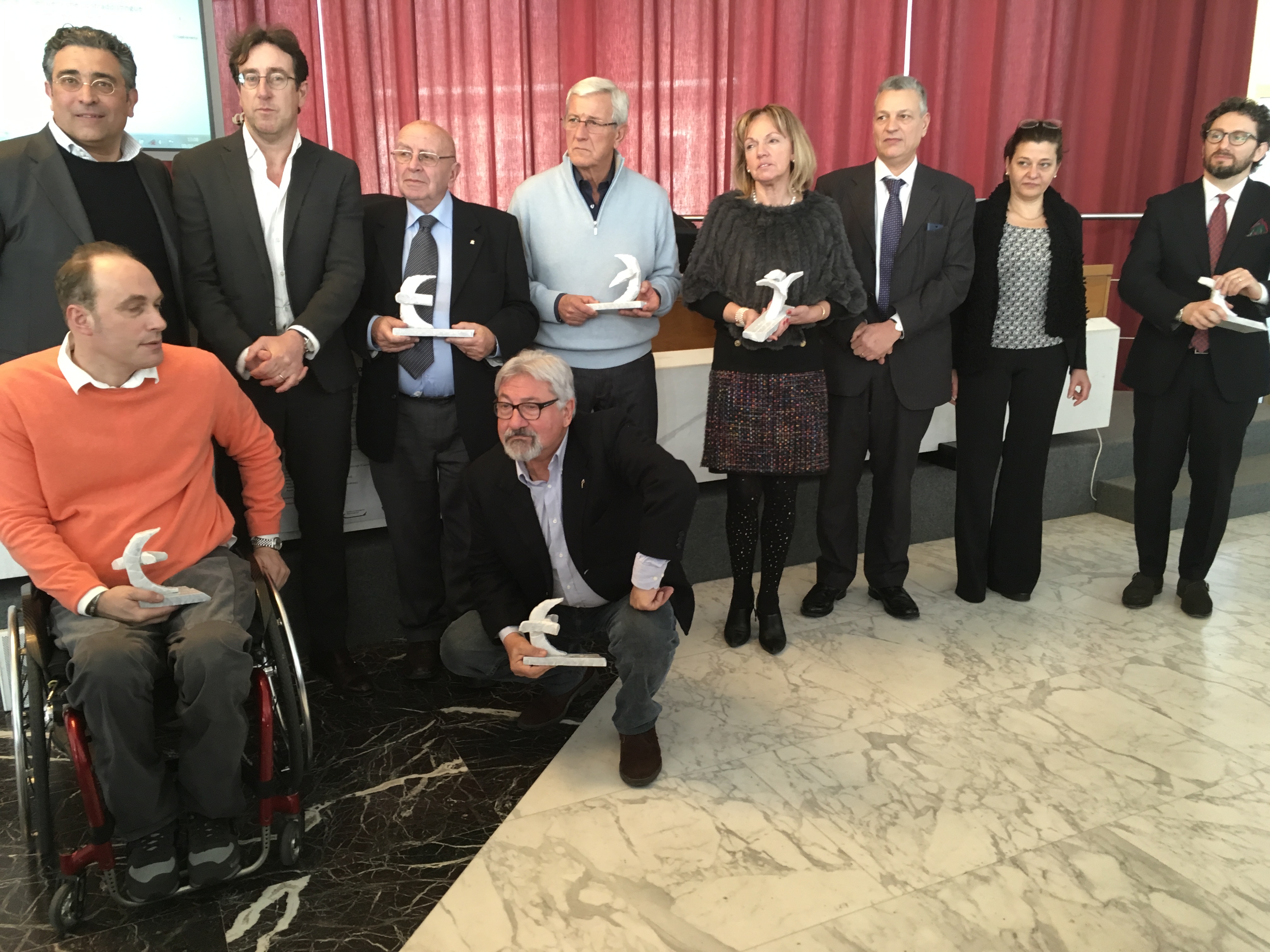 Grande Successo a Carrara per il Convegno Frecce Tricolori Cooperazione Sport di Squadra - FPI presente con il Prof Scioti 