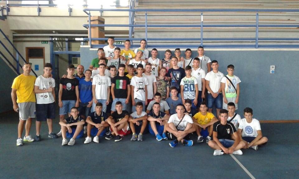 #ItaBoxing #noisiamoenergia Naz. Giovanili: Domenico Valentino visita gli Azzurrini in allenamento a Spoleto o