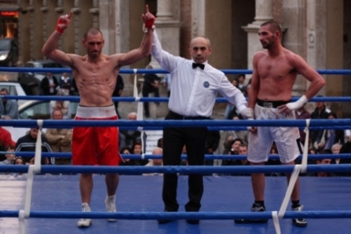 Il 1° maggio festa e boxe a Offida