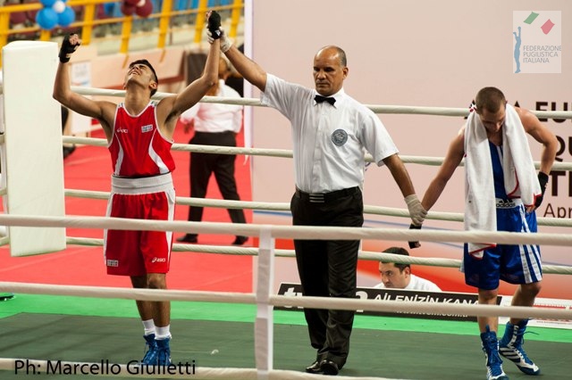 2012 AIBA European Olympic Qualifying Event: Fotostoria dell'impresa di Cappai, che vola a Londra