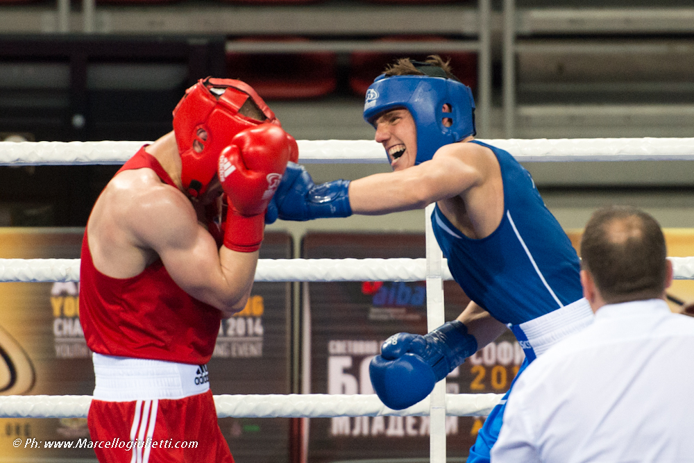 AIBA Youth World Boxing Championships Sofia 2014 Day 9: Lizzi batte l'ungherese Barsony e si qualifica per le Olimpiadi Giovanili 2014 - Domani sul ring per le semifinali Testa, Floridia e Arecchia