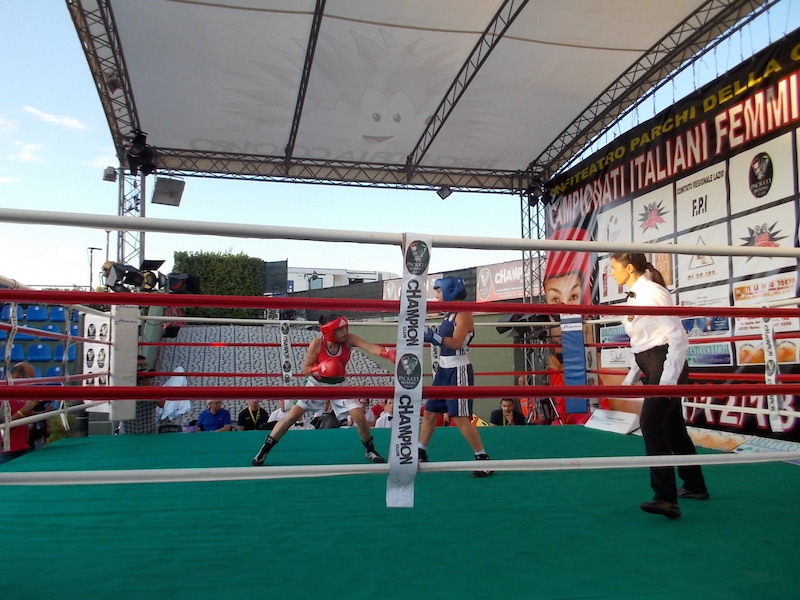 Campionati Italiani Femminili Elite 1°-2° Serie Roma 2014 - Ecco le 20 atlete che domani boxeranno per le 10 canottiere Tricolori - Inizio FINALI ore 18.30