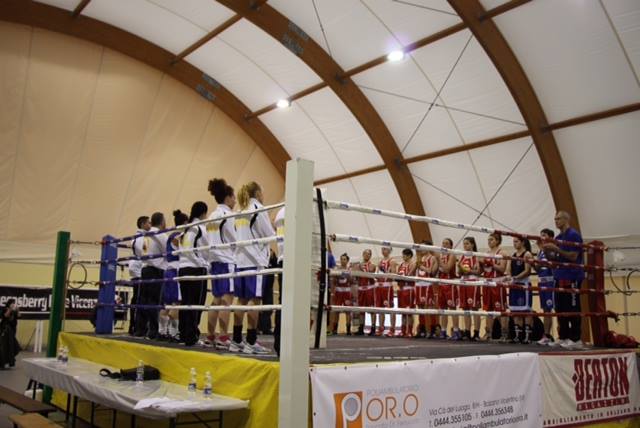 International Women Boxing League Day 3: Nel Girone A s'impongono le Valchirie, nel B successo per le Moire.