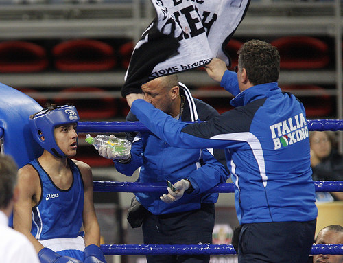 AIBA Youth World Boxing Champs Sofia 2014 Day 3: Testa avanza nel Femminile, Arecchia passa il turno nei  64 Kg