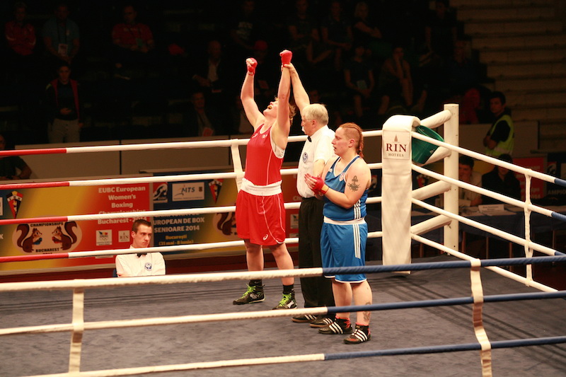 EUBC European Women's Boxing Championships Bucharest 2014 Day 4: Davide e Mesiano in semifinale. Escono la Marenda e la Alberti