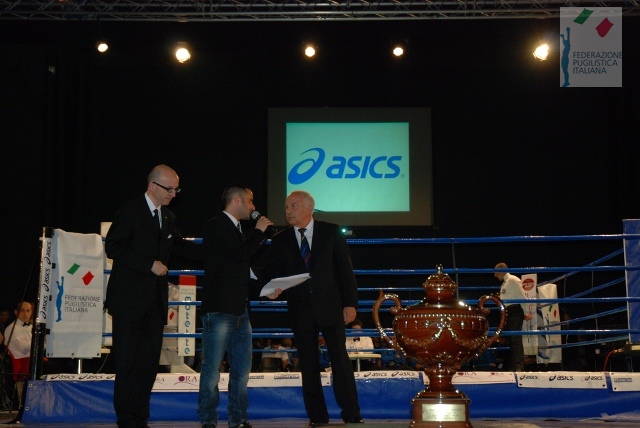 Falcinelli_e_Sindaco_Ricci_Olympic_Boxing_Event