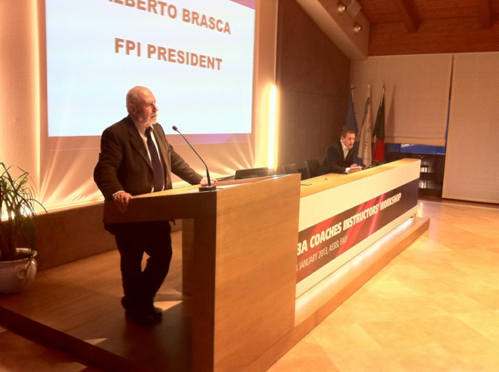 AIBA-APB-WSB Coaches Instructors Workshop Assisi 14-23 gennaio: Cerimonia di consegna diplomi alla presenza del Presidente AIBA Wu, il Presidente FPI Brasca e il Presidente EUBC Falcinelli