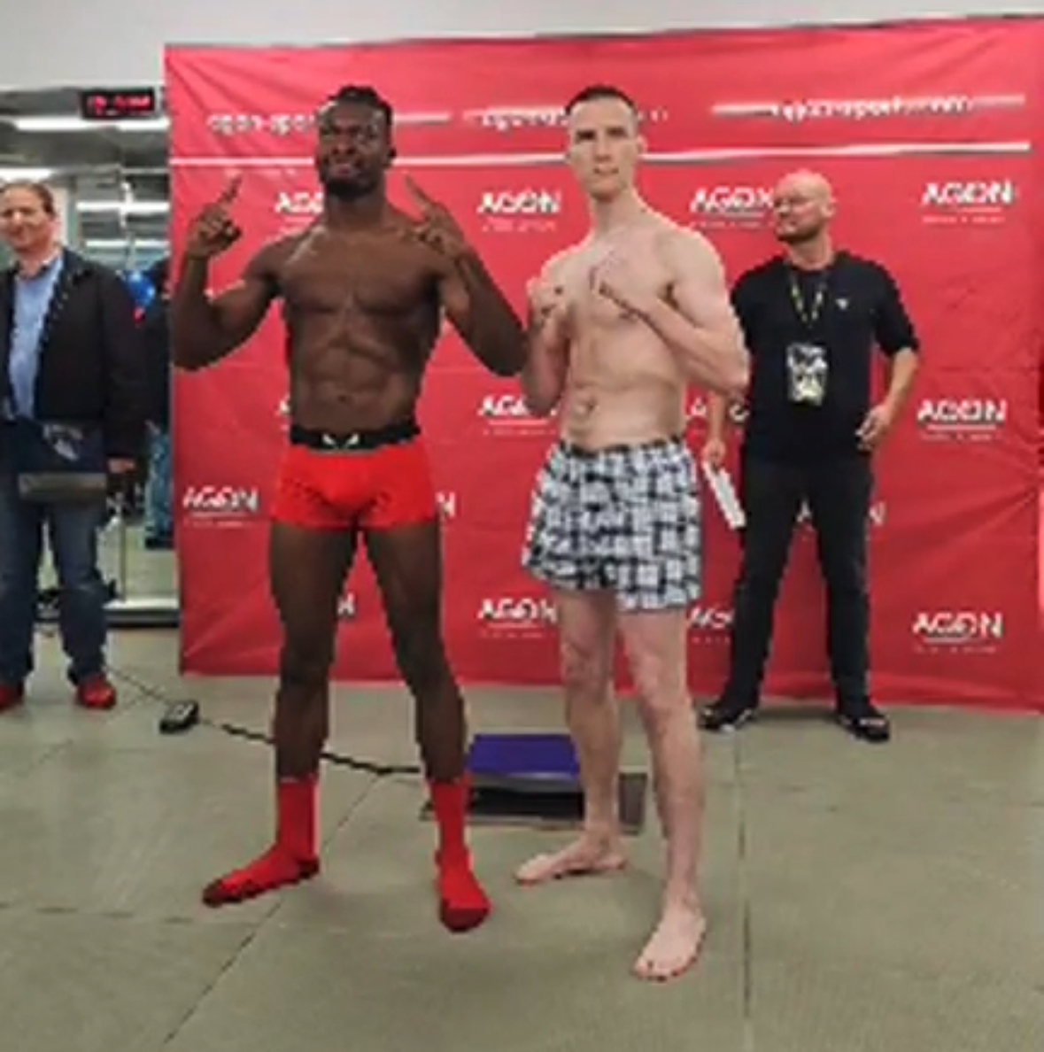 Peso Fatto! Domani 14/9 la semifinale Mondiale IBF medi tra Etinosa Oliha e Alex Pavlov - Live DAZN 