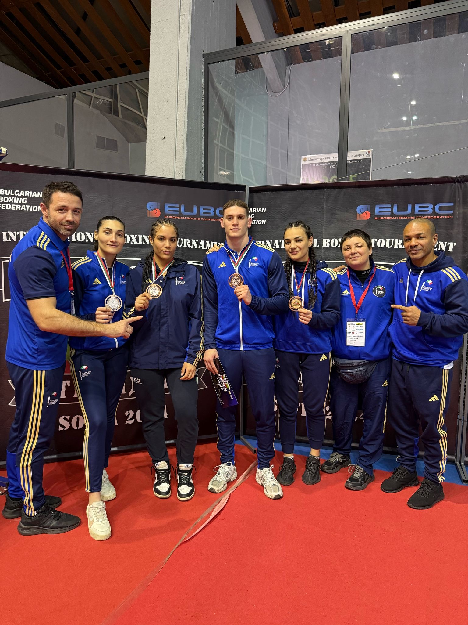 TORNEO STRANDJA 2025 - FINALISSIME - ARGENTO PER LA CARINI NEI 63 KG. ITABOXING SI PORTA A CASA ANCHE 3 BRONZI