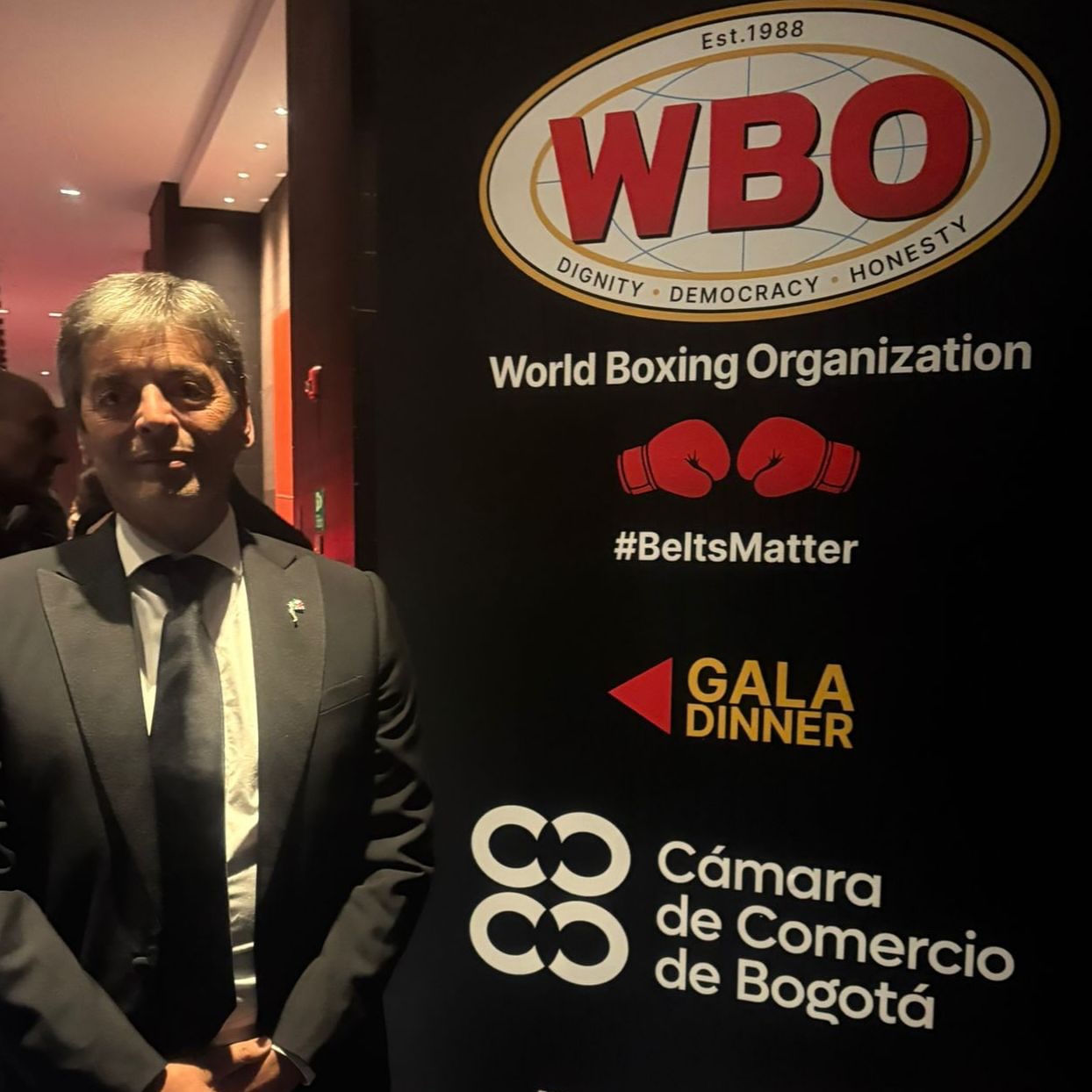 CONGRESSO WBO - TRA I DELEGATI IL VICEPRESIDENTE FPI ROSARIO AFRICANO