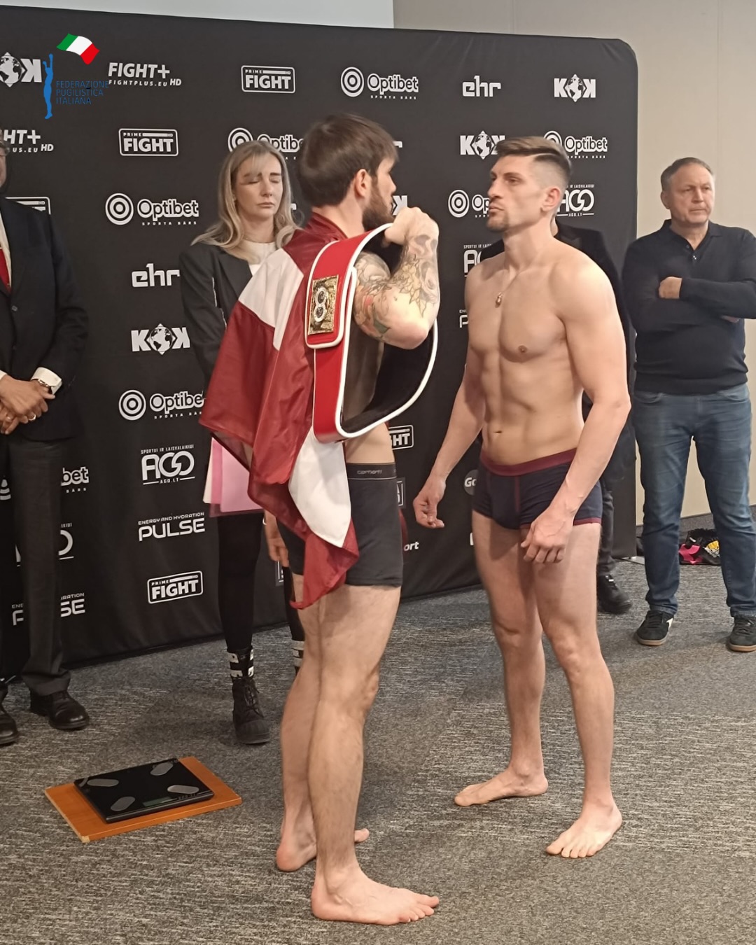 PESO FATTO! DOMANI 21 Febbraio a RIGA FALCINELLI VS ALEKSEJEVS PER L'IBF CONTINENTALE DEI MEDI 