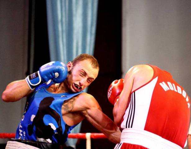 A FONTEBLANDA (GR) DOPPIO CONFRONTO INTERNAZIONALE DI BOXE