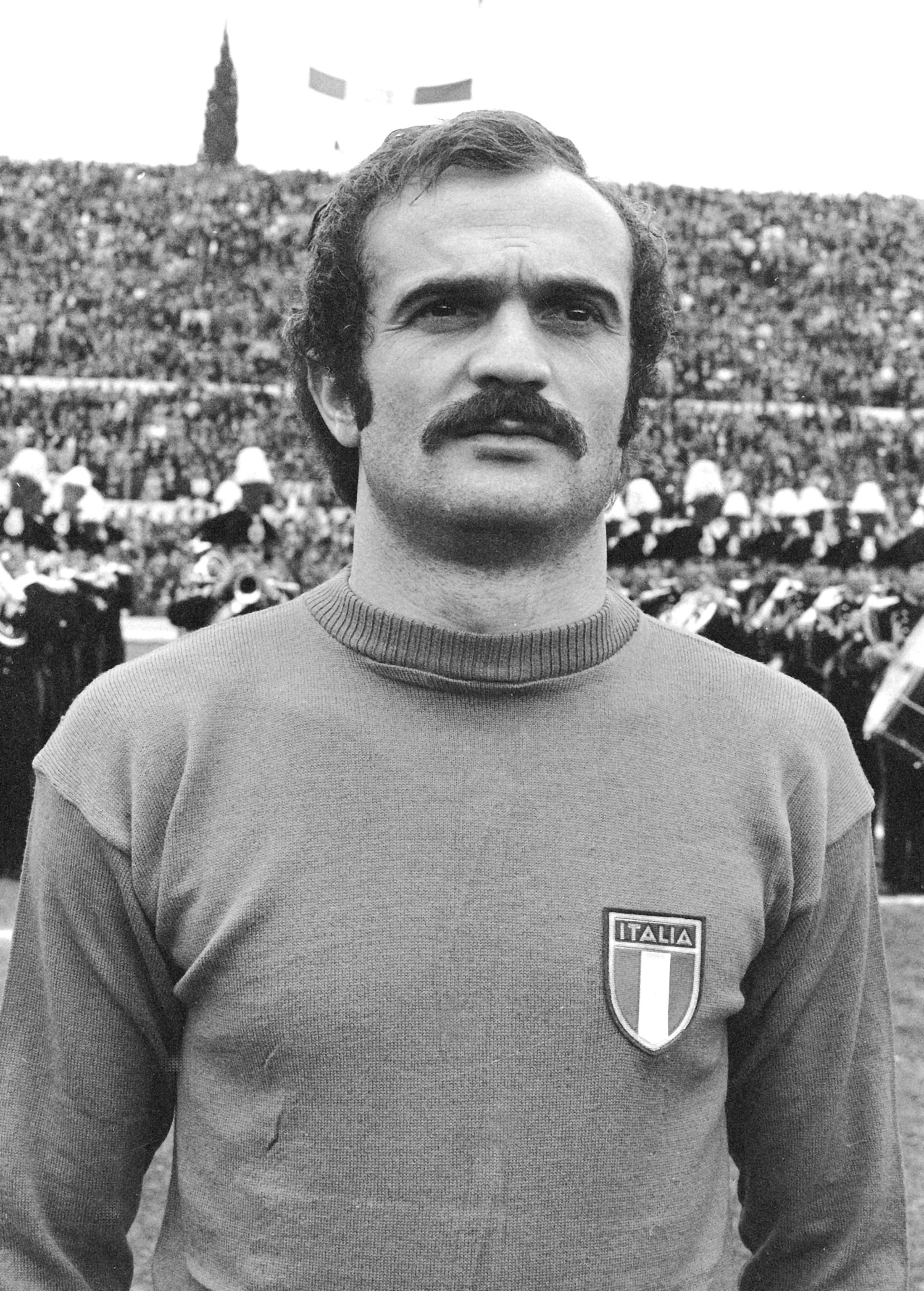 Un minuto di raccoglimento in tutte le manifestazioni pugilistiche in memoria di Sandro Mazzola