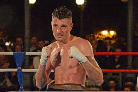 Merico batte Stir, è tornata la grande boxe a Taranto