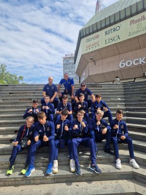 ff2d4e03 ab84f0b b88a ae6a549d5324