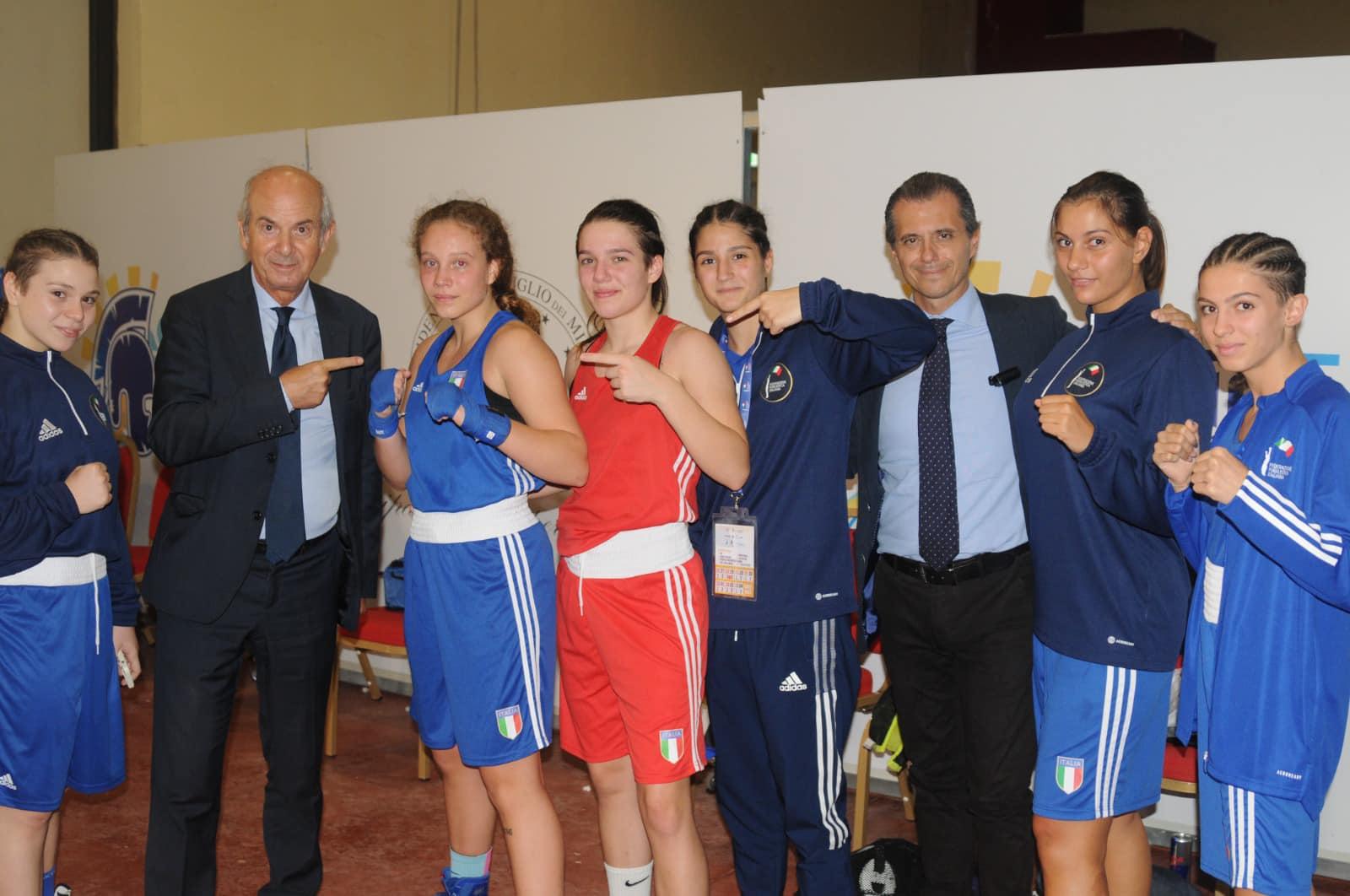 Europei Junior M/F Montesilvano 2022:  DAY 4 - Alla presenza del Presidente d'Ambrosi i nostri portacolori portano a casa 6 vittorie 