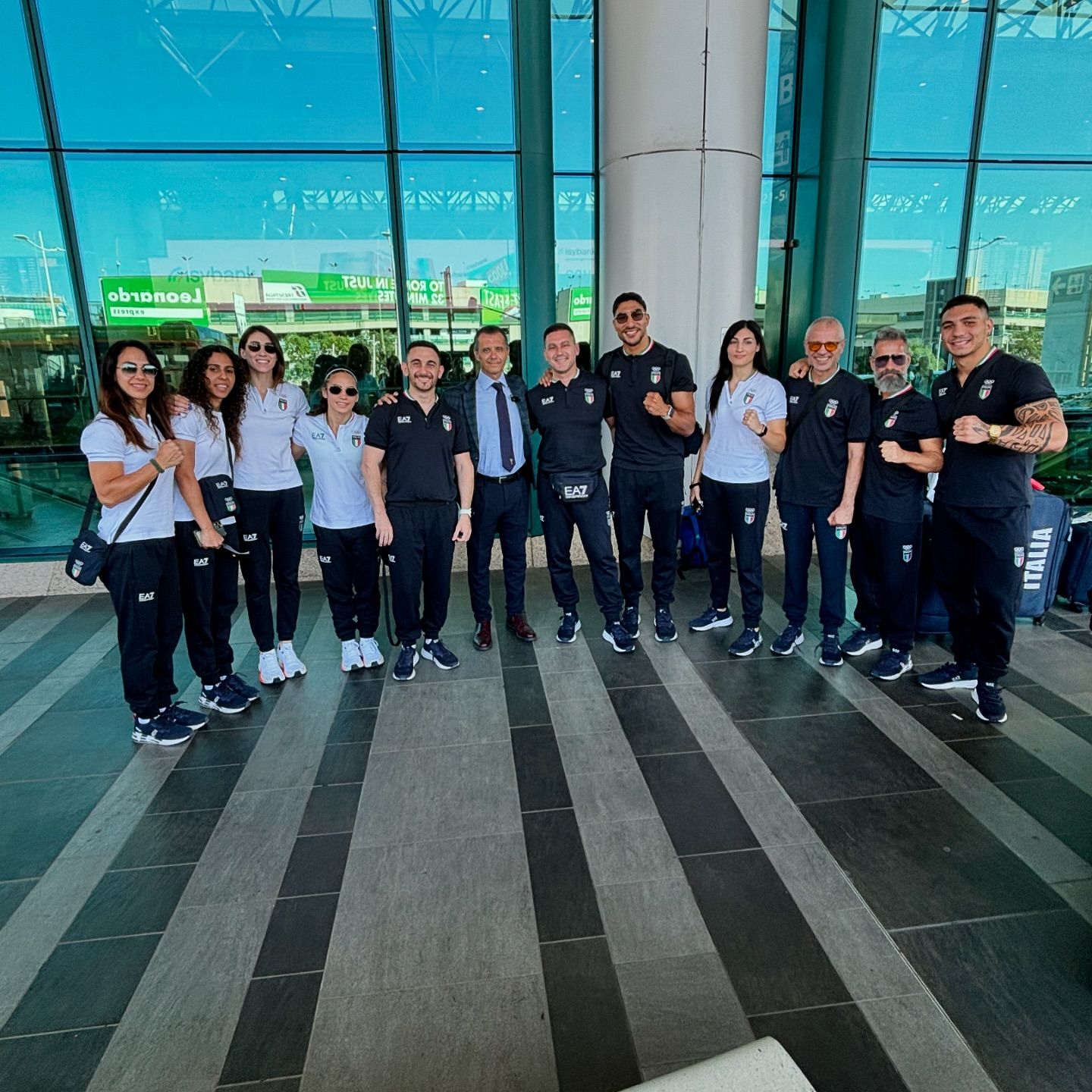 Italia Boxing Team partita alla volta di Parigi. Comincia l'avventura a Cinque Cerchi degli Azzurri e le Azzurre