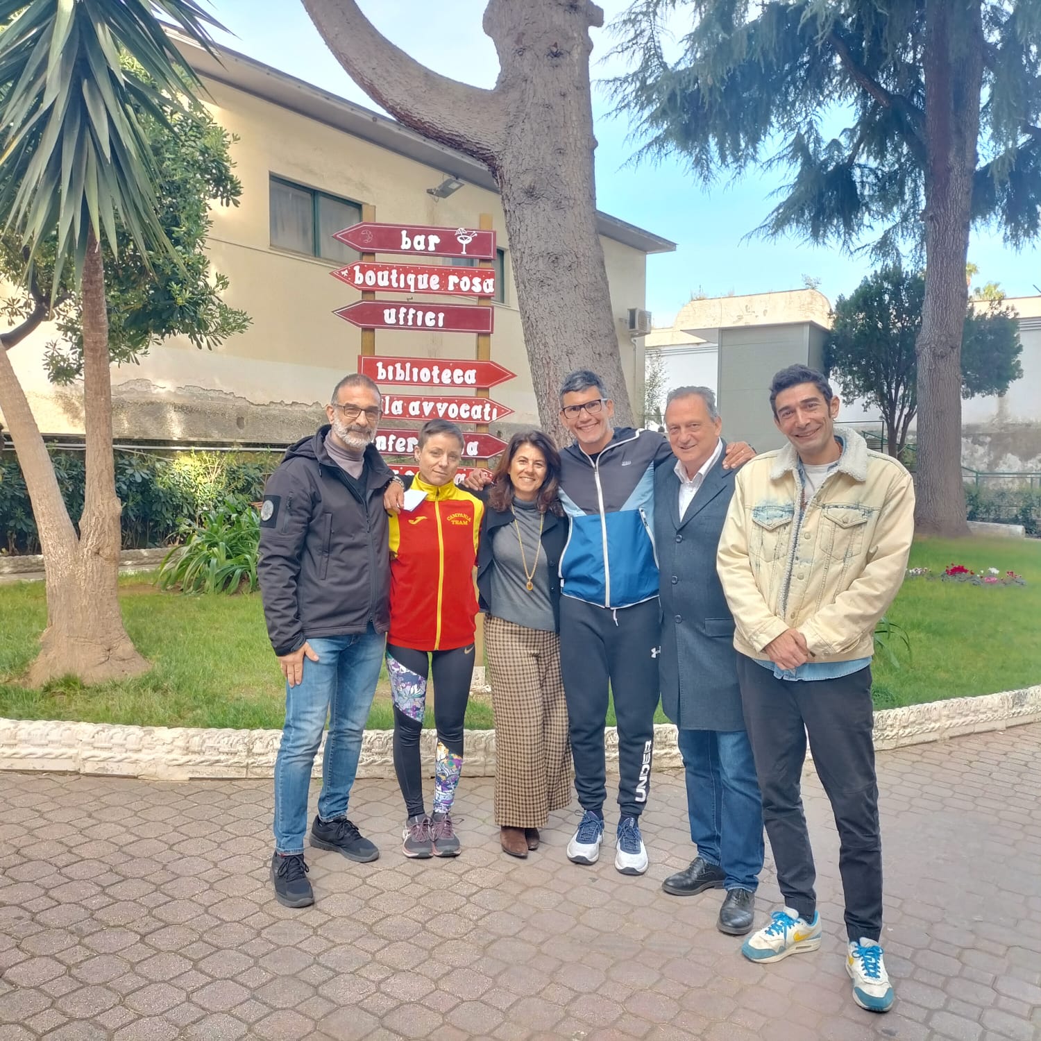 Boxe e Arte con Emanuele Blandamura e Fabrizio Del Prete alla Casa Circondariale Femminile di Pozzuoli Progetto “Boxando s’Impara”