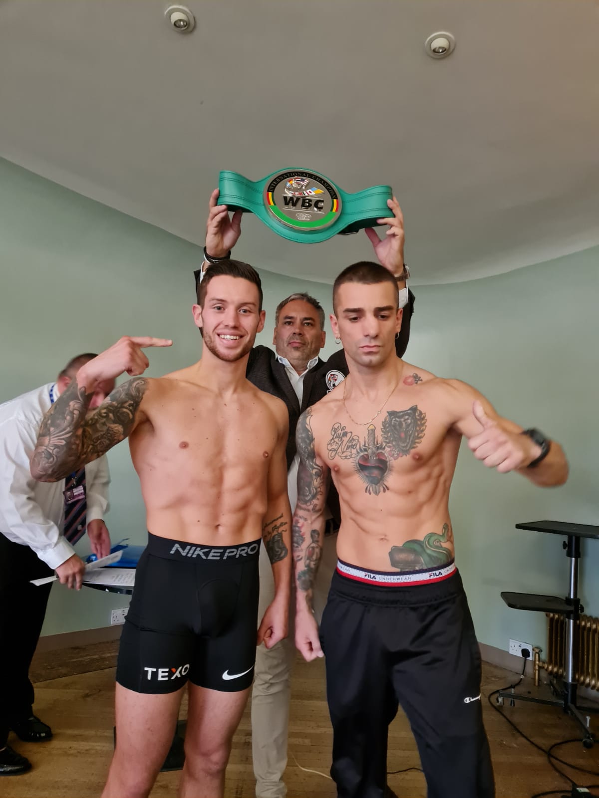 Titolo Int. WBC Silver Welter - Sconfitta in Scozia per Esposito 