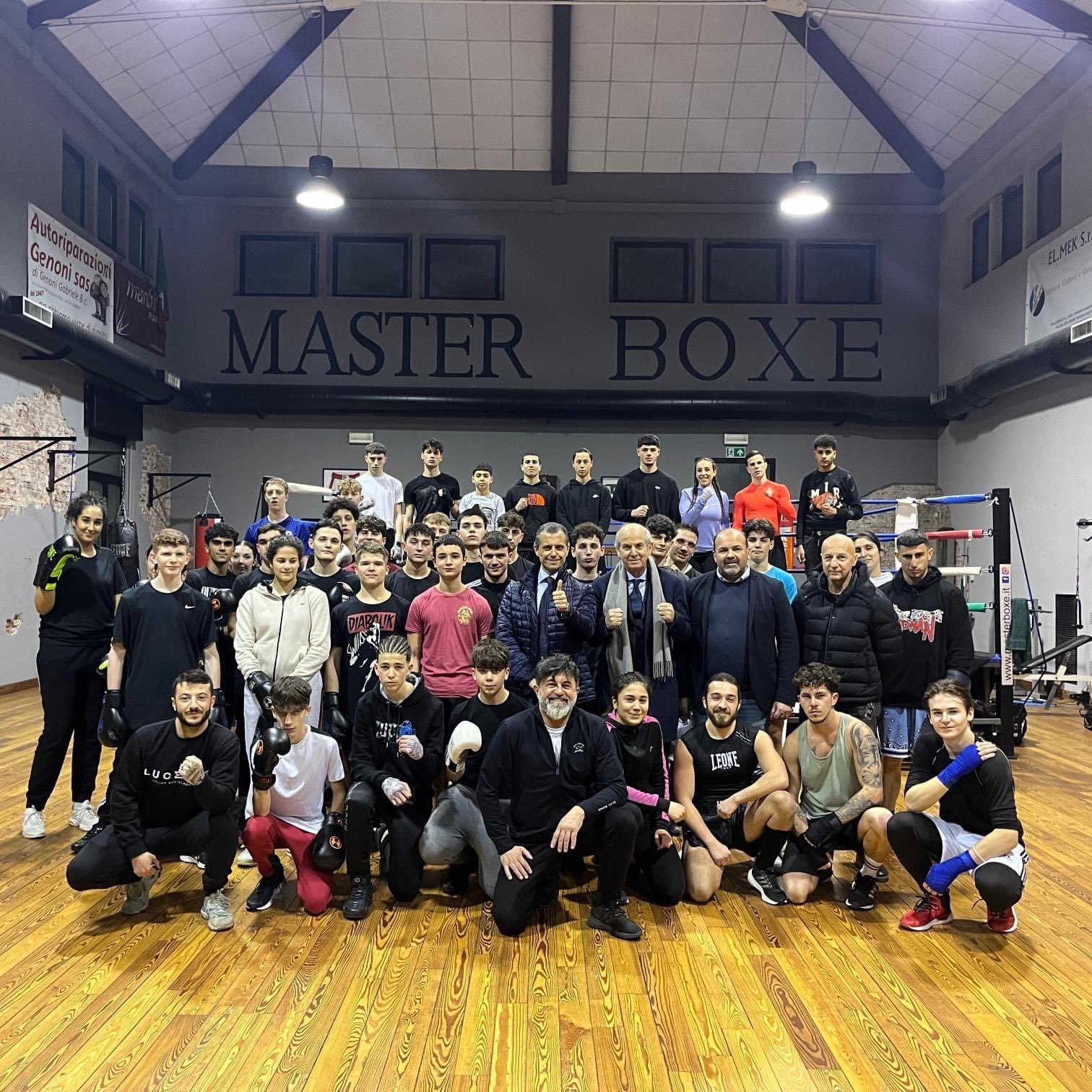 Visita del Presidente FPI D'Ambrosi alla Master Boxe di Busto Arsizio