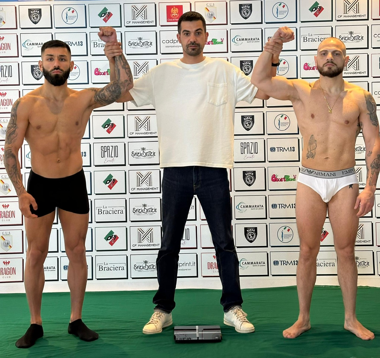 PESO FATTO!  PALERMO E' PRONTA PER IL TITOLO ITALIANO SUPERLEGGERI CASAMONICA VS PICARDI 