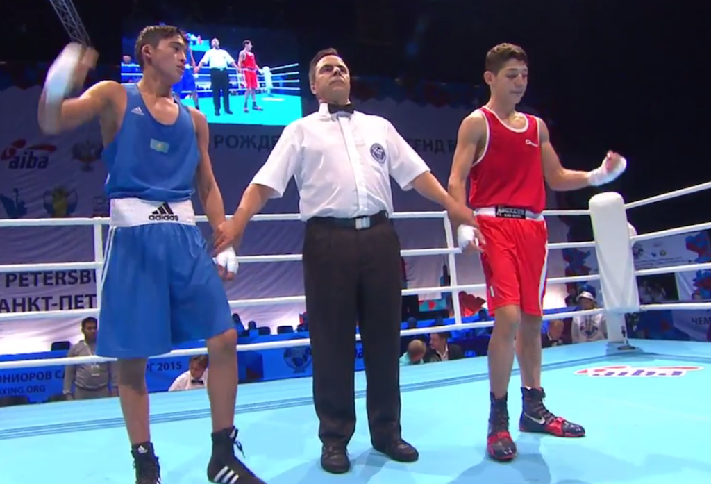 Cangelosi si ferma alla semifinale dei 50 Kg ma fa suo il Bronzo Mondiale Junior#StPetersburg15 #ItaBoxing #noisiamoenergia 