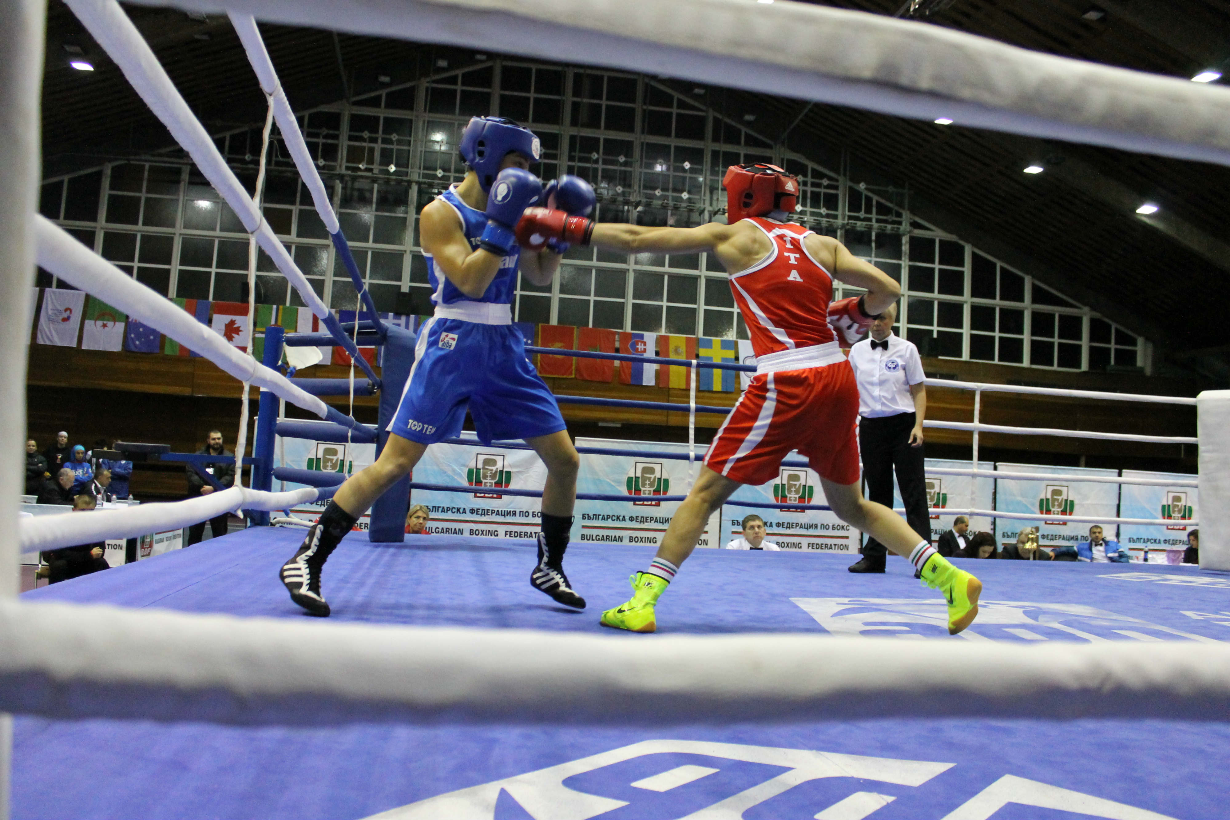 Balkan 2015 tre Azzurre in gare nelle seconda Giornata del Torneo Bulgaro #Noisiamoenergia #ItaBoxing #WeWantRoma