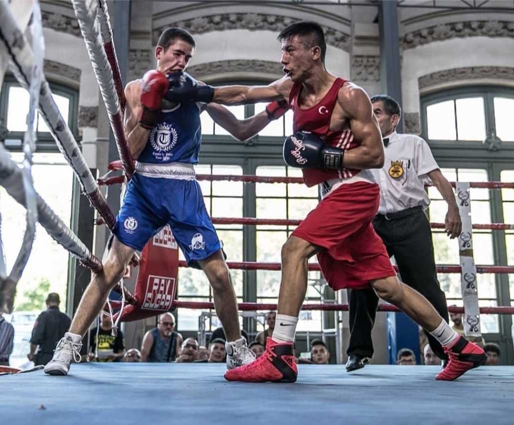 Rappresentativa di Boxer Italiani a Barcellona per il 5° Trofeo Amicizia