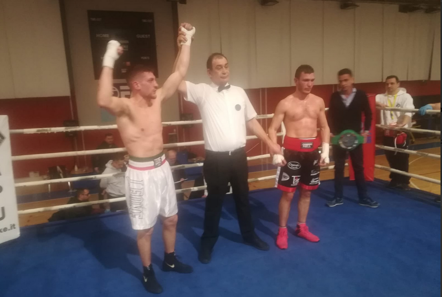 Falcinelli conquista il Trofeo delle Cinture WBC-FPI Pesi Superwelter #ProBoxing