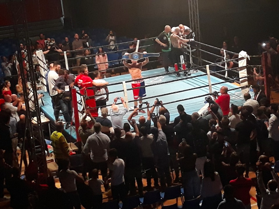 Loriga nuovo Campione Italiano dei Welter 