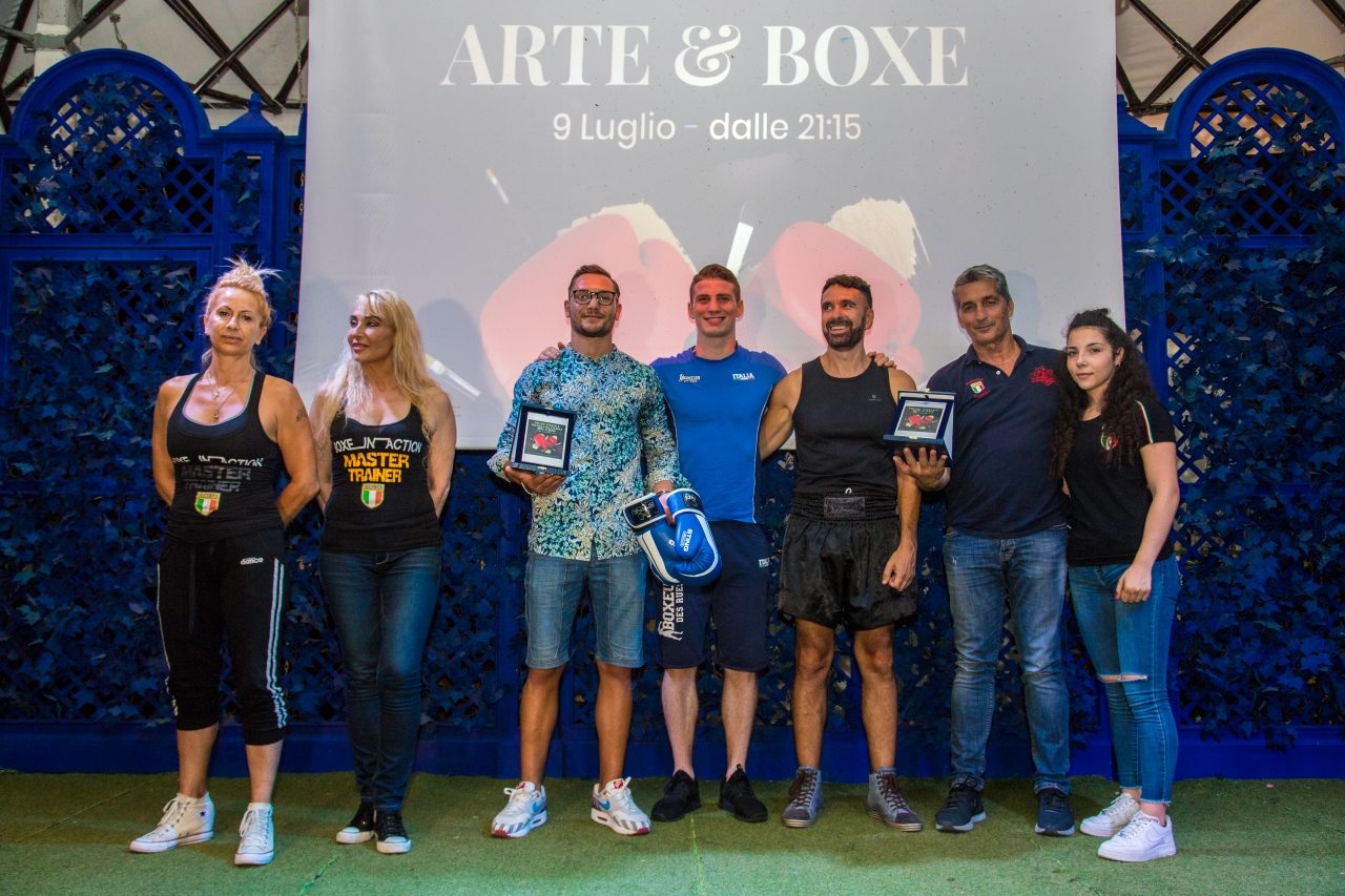   Terza edizione del Galà di Boxe bordo fiume   Geografo e Faraoni sul palco di Lungo il Tevere Roma per l’evento “Arte e Boxe”